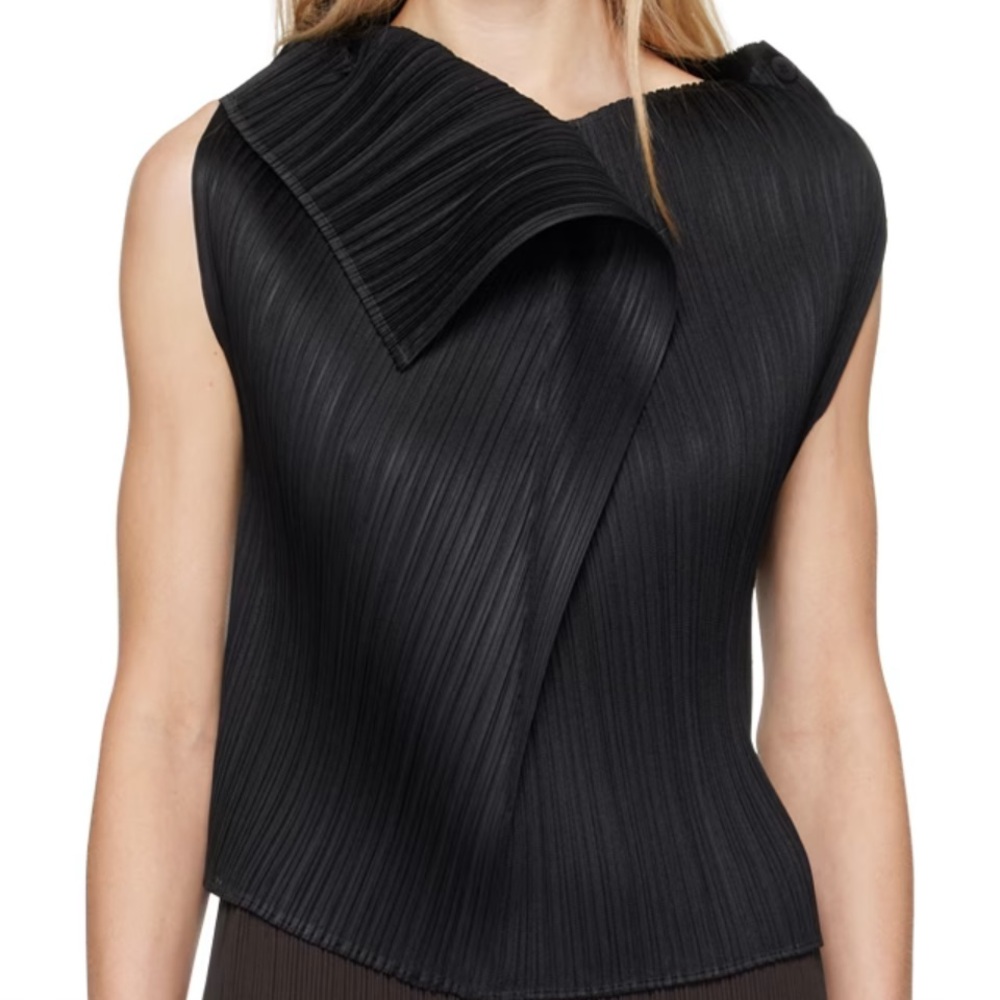 Pleats Please Issey MiyakeInterplanetary Monthly Colors : July Top